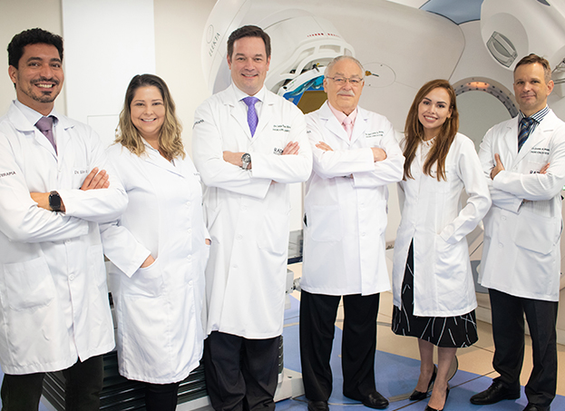 Corpo clínico do instituto radion